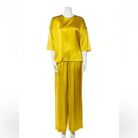 Vince silk pants set size large - Picture 4 of 4